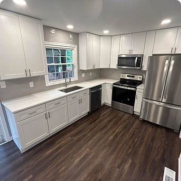 Elegant Quartz & Cabinetry